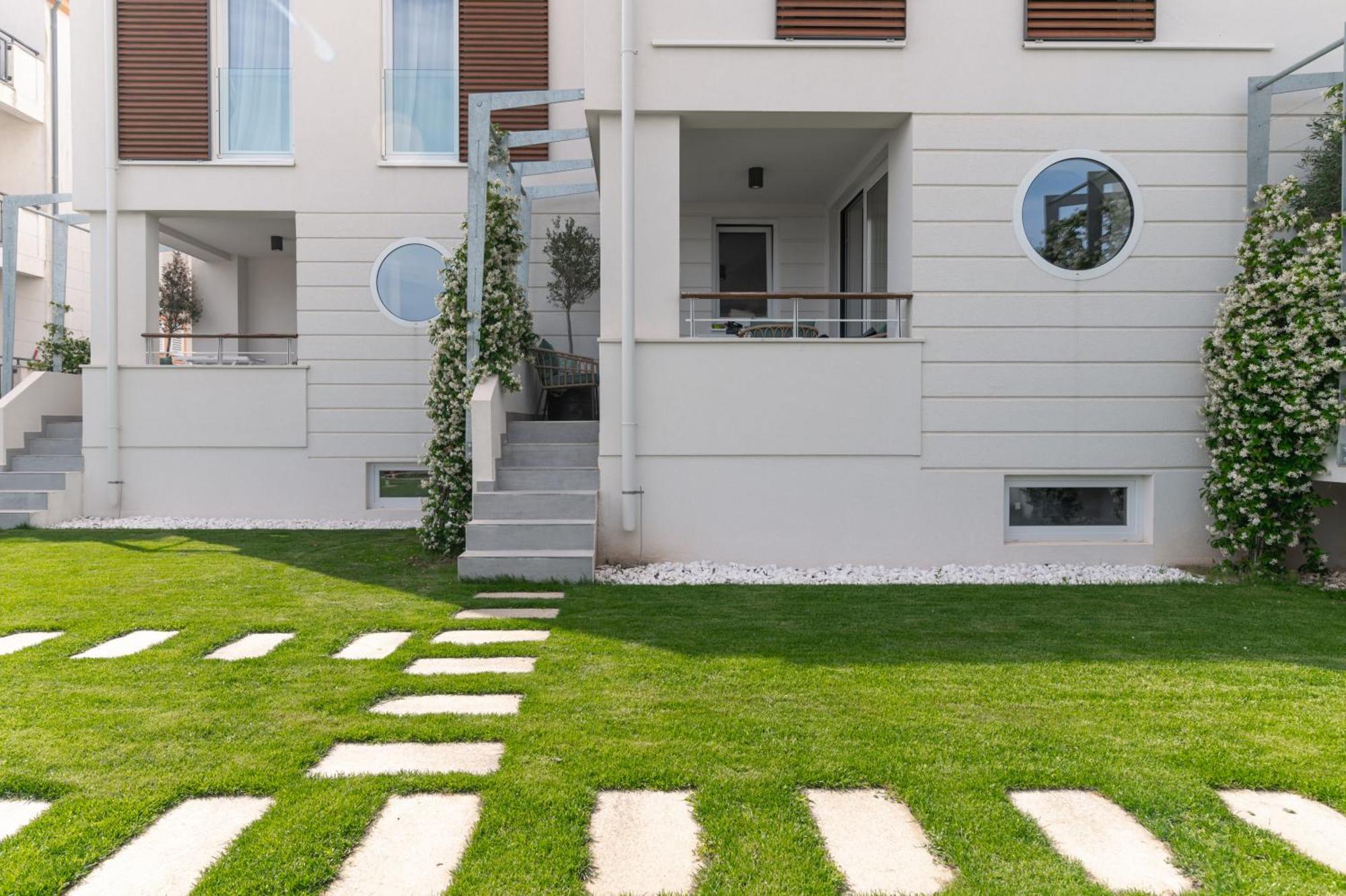 O'Live Residence - Designer Suites Bibinje Exterior photo